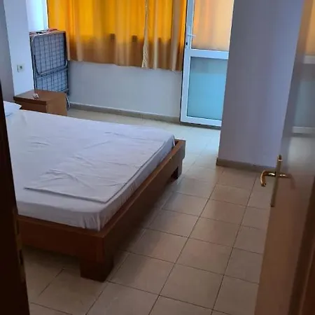 Pallati Bardhe E Blu * Skataj