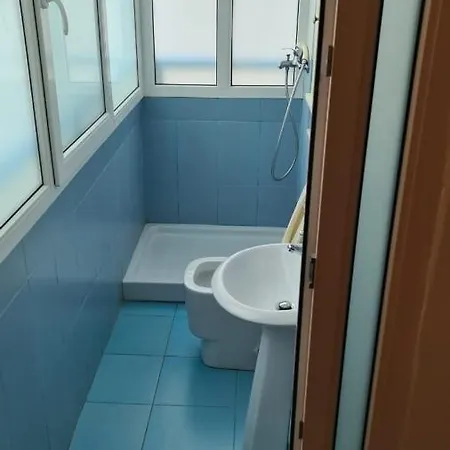 Pallati Bardhe E Blu Apartamento